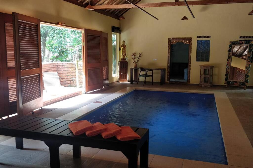 Villa King: Unique Villa With Indoor Swimming Pool 아메드 외부 사진